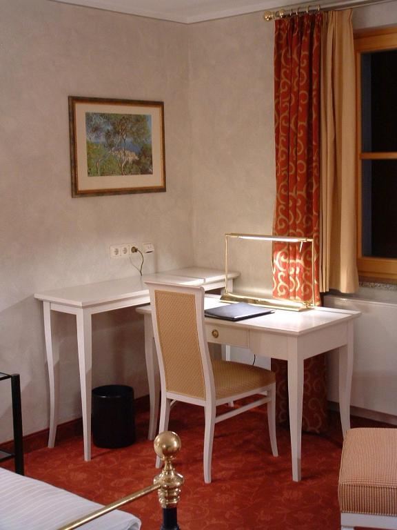 Altstadthotel Braeuwirt Weiden in der Oberpfalz Pokój zdjęcie